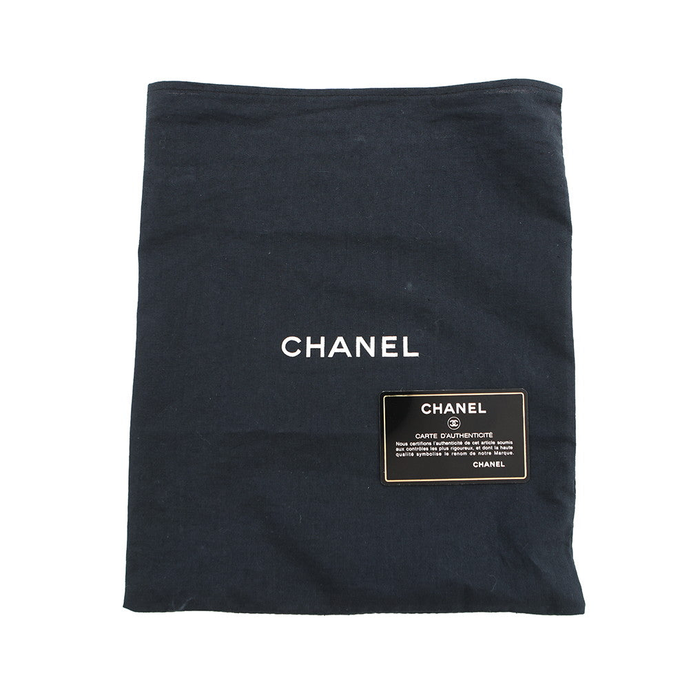 CHANEL Matelasse Single Flap ChainShoulder Bag Black Caviar Leather Size 25