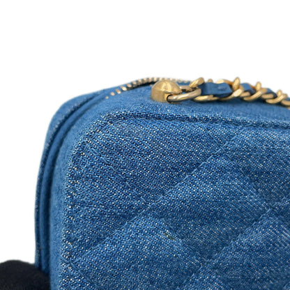 CHANEL Matelasse Pearl Crush Camera Bag Chainshoulder Bag BlueAP2463 Denim