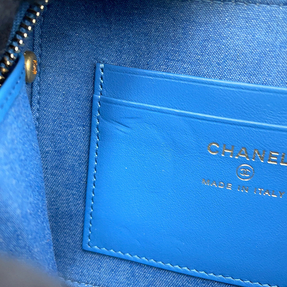 CHANEL Matelasse Pearl Crush Camera Bag Chainshoulder Bag BlueAP2463 Denim