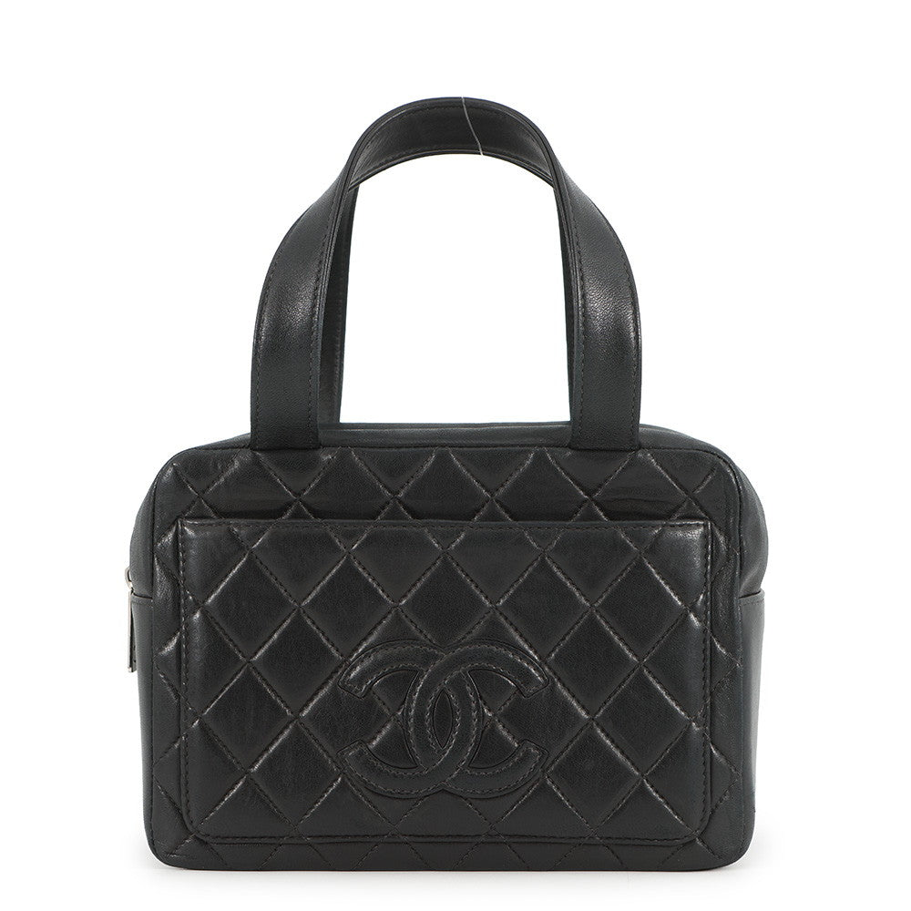 CHANEL Matelasse Handbag Black Lambskin