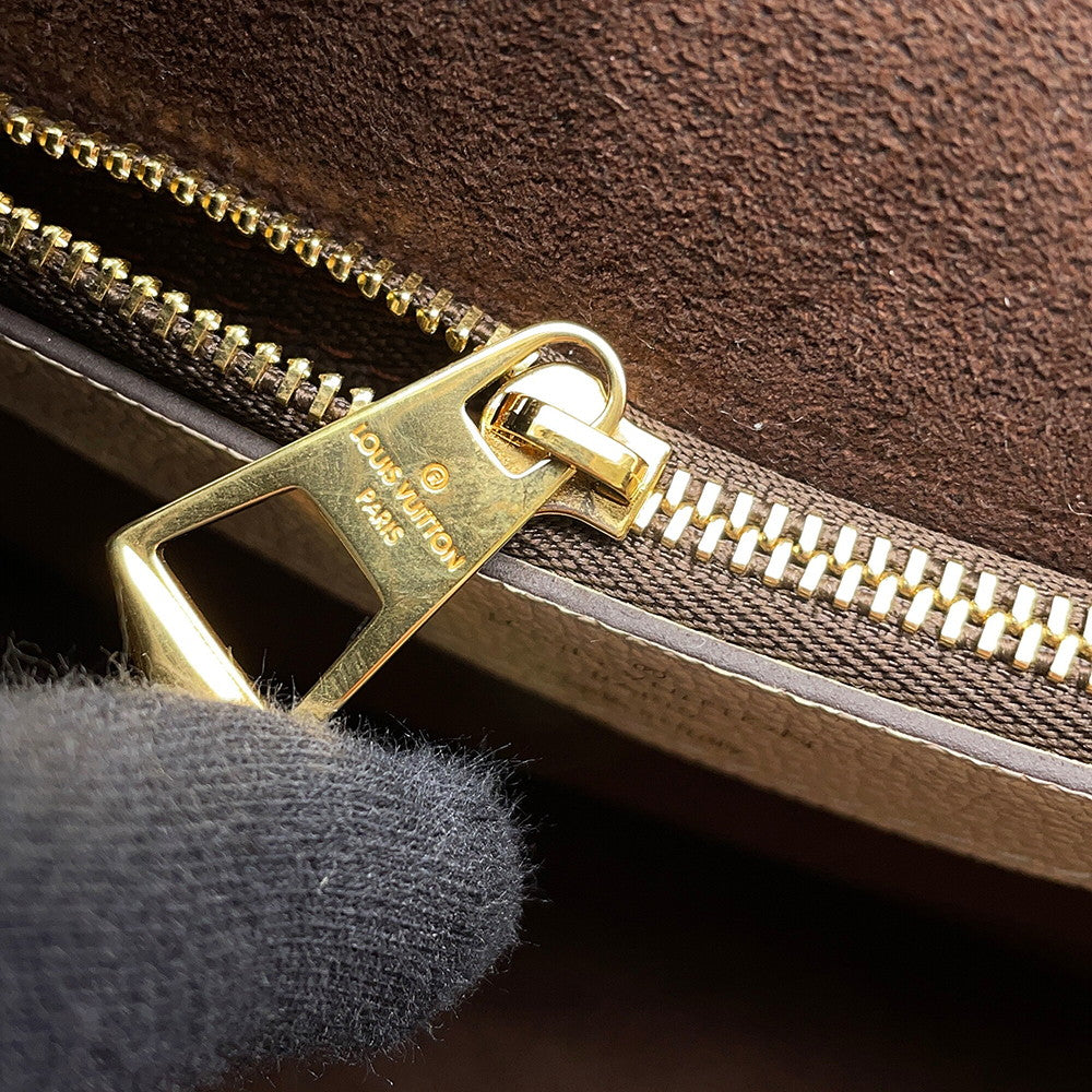 LOUIS VUITTON Dianu claimM46388 Monogram Empreinte Leather