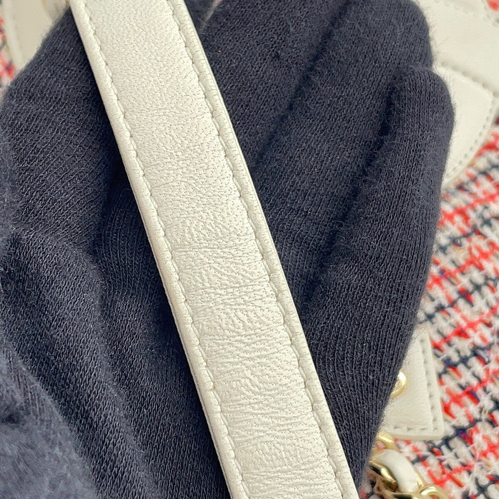 CHANEL CC Logo Flap Chainshoulder Bag White/Multicolor Tweed Leather