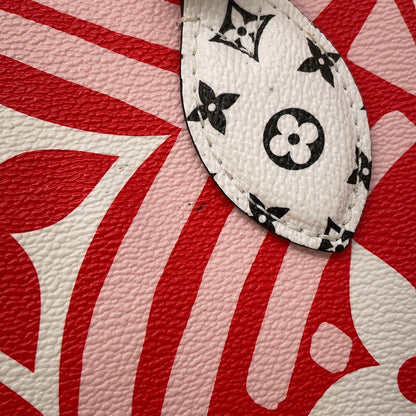 LOUIS VUITTON Onthego Red Monogram Giant LV Crafty Size GM