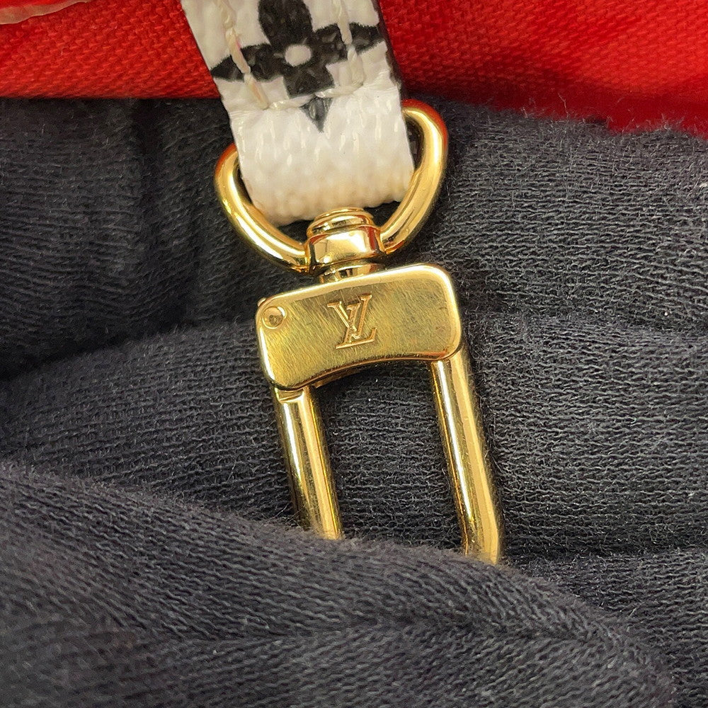 LOUIS VUITTON Onthego Red Monogram Giant LV Crafty Size GM