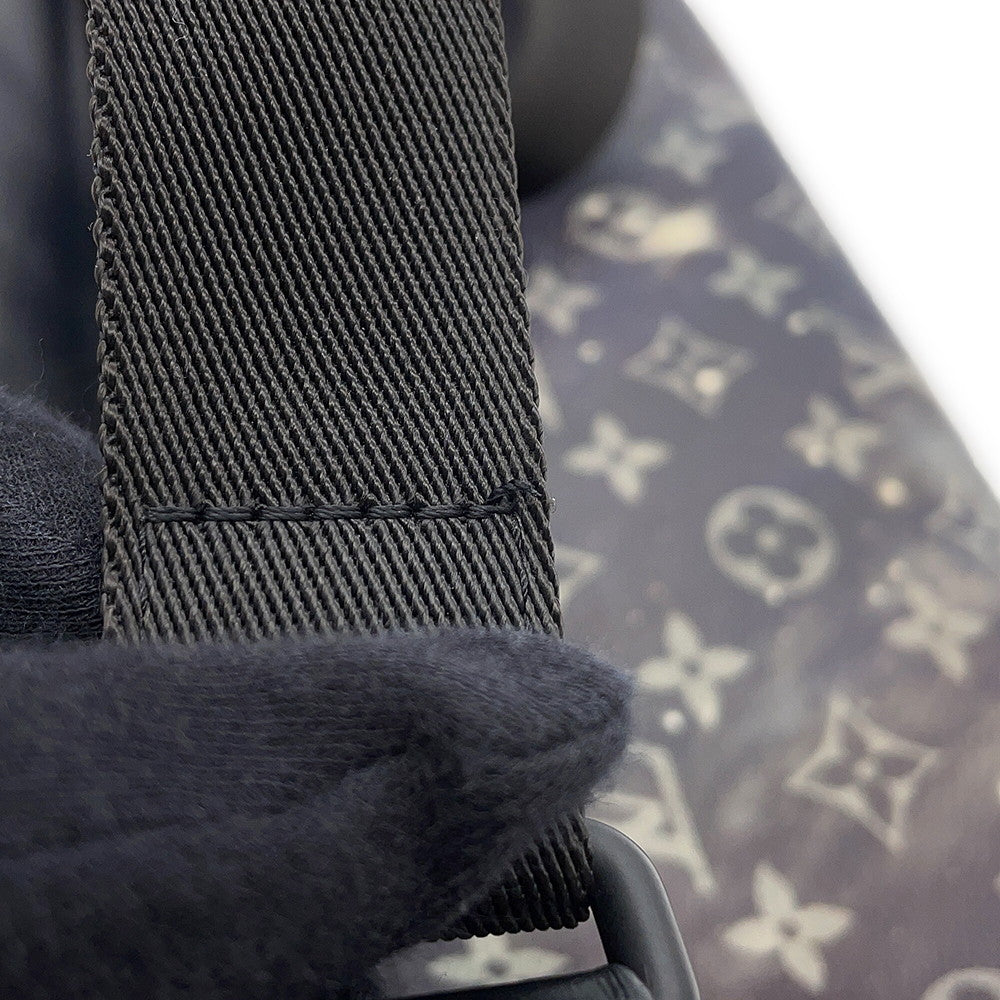 LOUIS VUITTON Discovery Bumback NoirM44444 Monogram / Galaxy