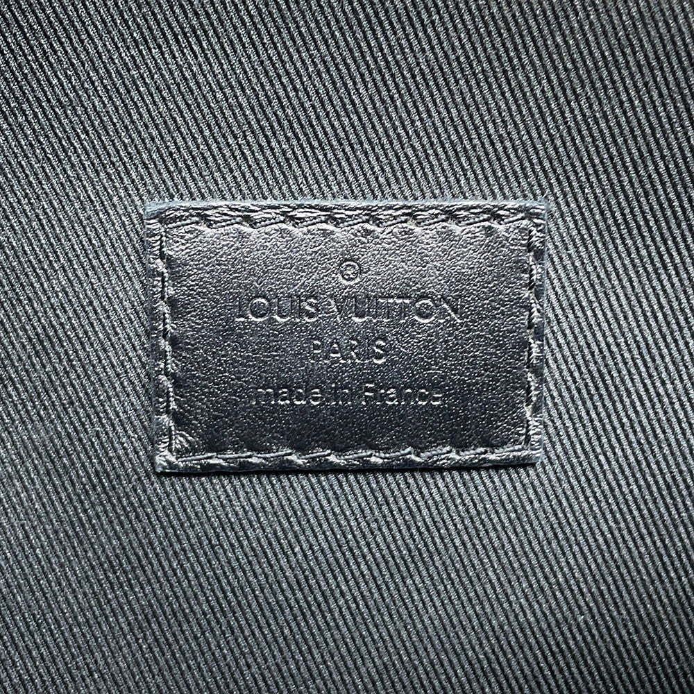 LOUIS VUITTON Discovery Bumback NoirM44444 Monogram / Galaxy