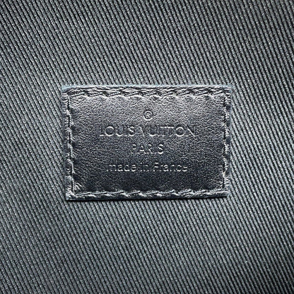 LOUIS VUITTON Discovery Bumback NoirM44444 Monogram / Galaxy