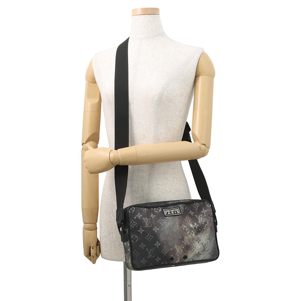 LOUIS VUITTON Alpha Messenger NoirM44165 Monogram / Galaxy
