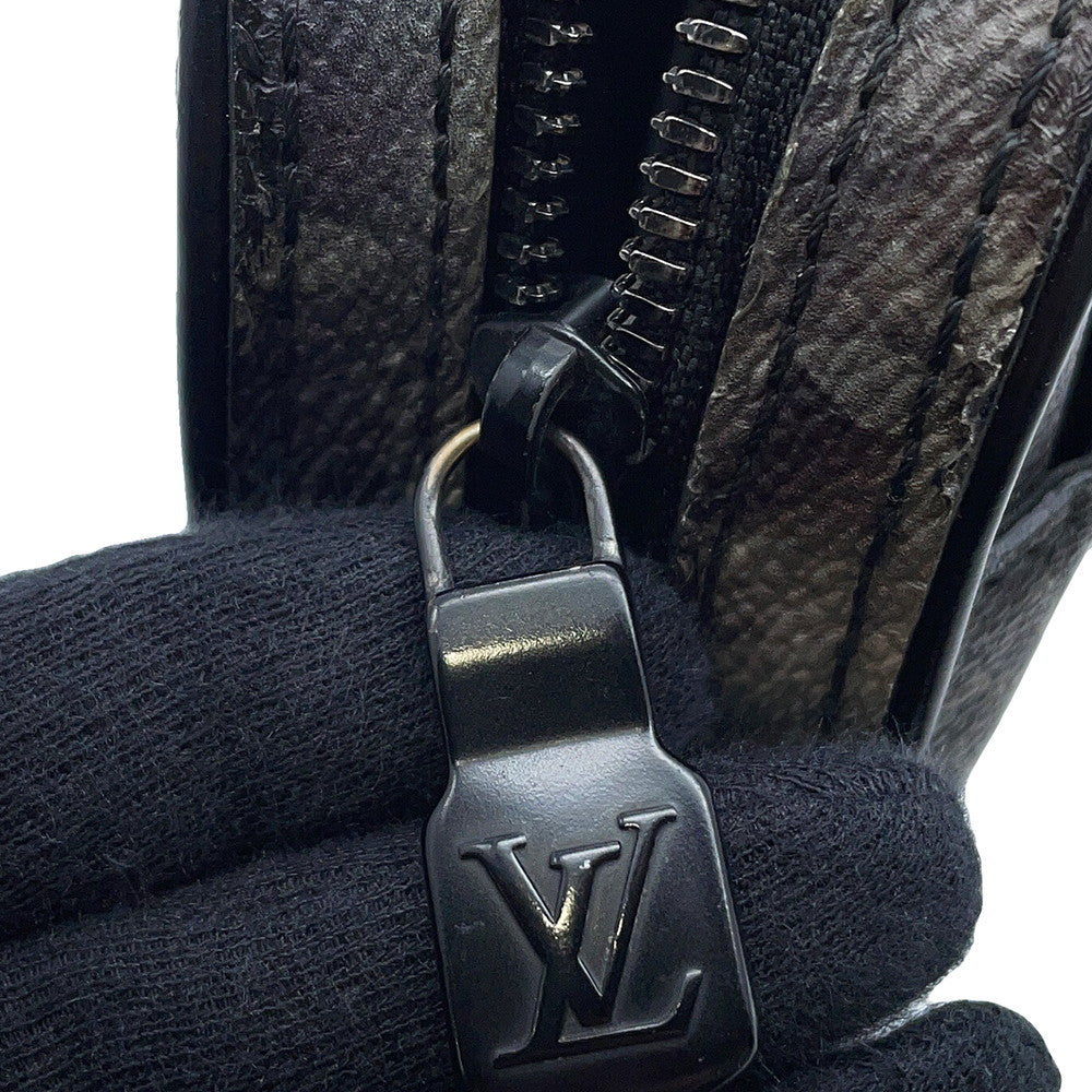 LOUIS VUITTON Alpha Messenger NoirM44165 Monogram / Galaxy