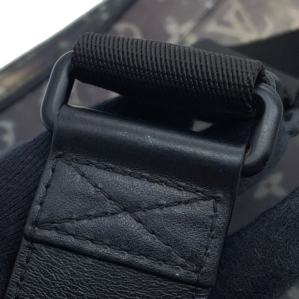 LOUIS VUITTON Alpha Messenger NoirM44165 Monogram / Galaxy