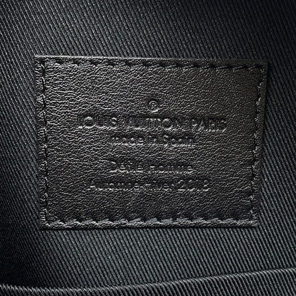 LOUIS VUITTON Messenger NoirM52176 Dark Infiniti Size PM