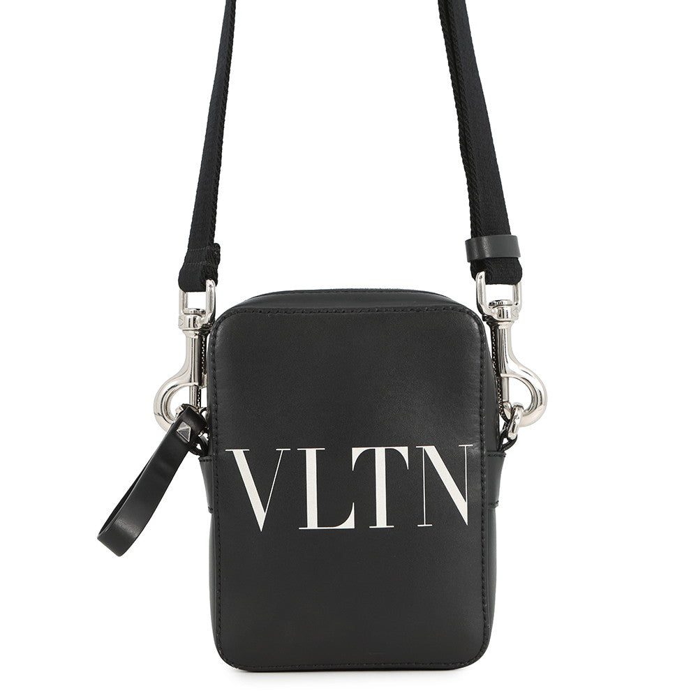Valentino Garavani Logo Shoulder Bag Black3Y2B0943WJW Leather