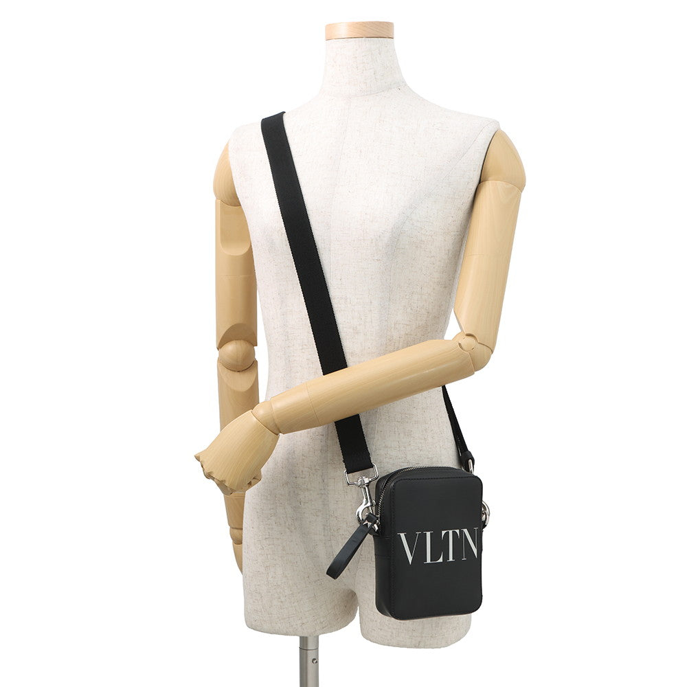 Valentino Garavani Logo Shoulder Bag Black3Y2B0943WJW Leather