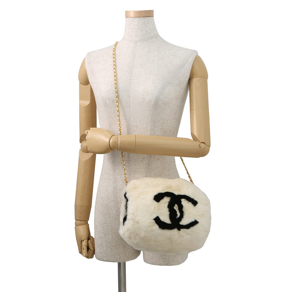 CHANEL Fur Arm Warmer Chain Shoulder Bag White/BlackA17714 Lapin 100%