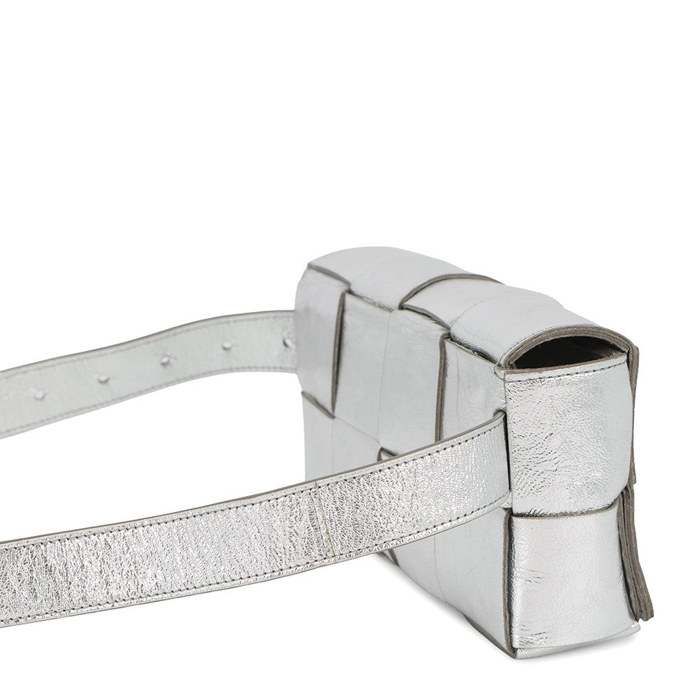 Bottega Veneta Maxi INTRECCIATO Cassette Shoulder Bag Silver680145 Lambskin