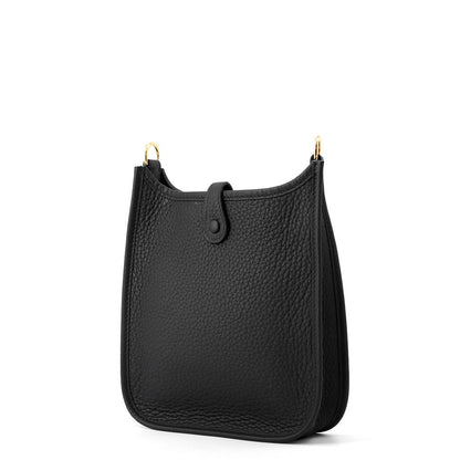 HERMES Evelyne Black Taurillon Clemence Size TPM