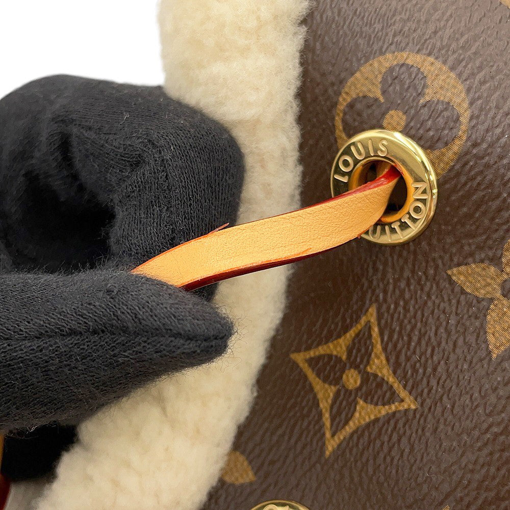 LOUIS VUITTON Neonoe BrownM46319 Monogram Shearling Size BB