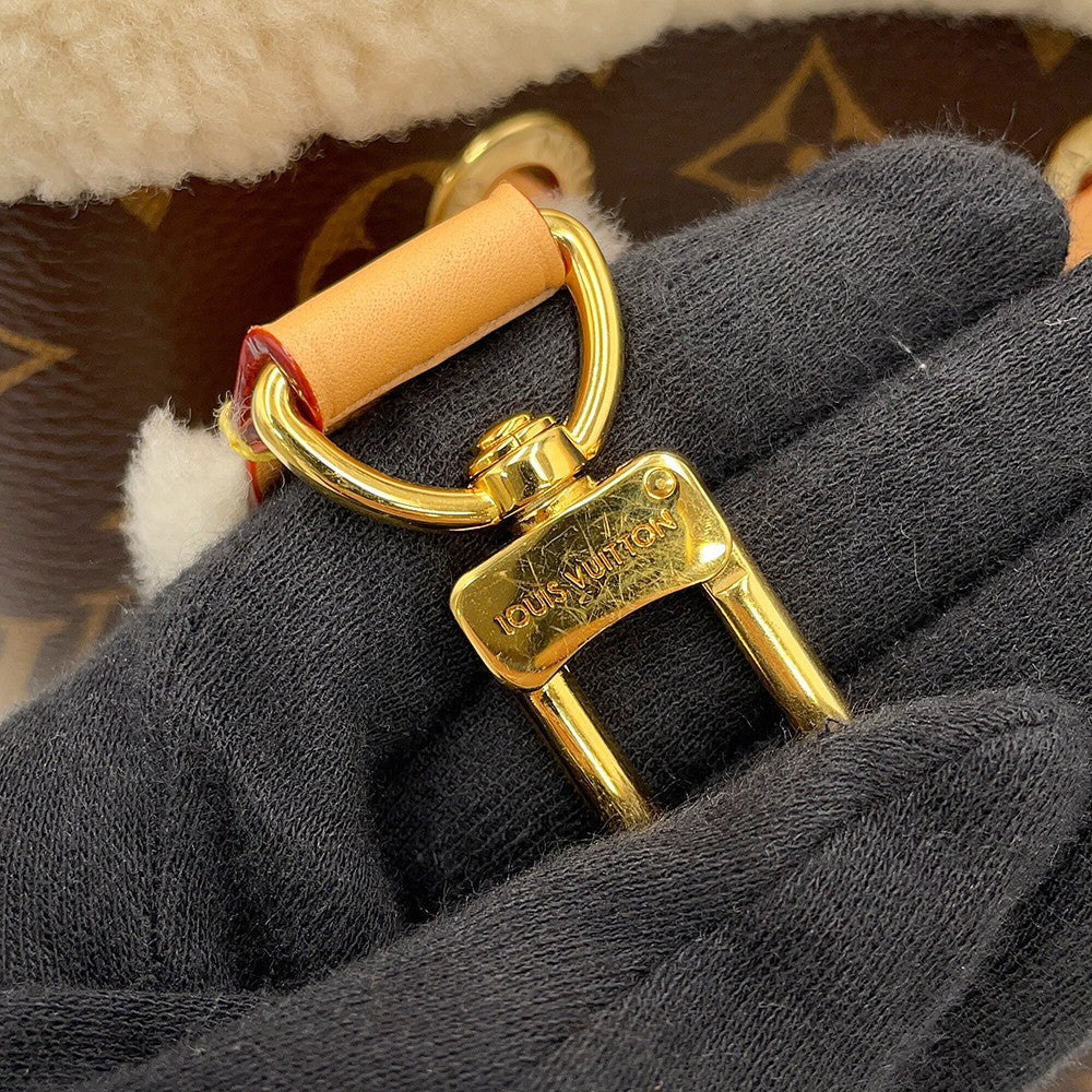 LOUIS VUITTON Neonoe BrownM46319 Monogram Shearling Size BB