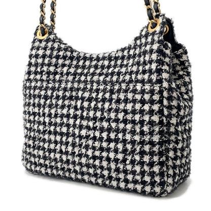CHANEL Hobo Bag White/BlackAS4322 Tweed