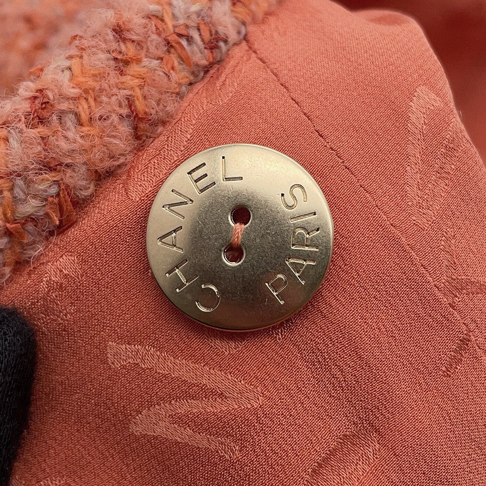 CHANEL Collarless Jacket Size 40 OrangeP77694 Wool 58% Alpaca 23% Polyamide 13% Paper 6%