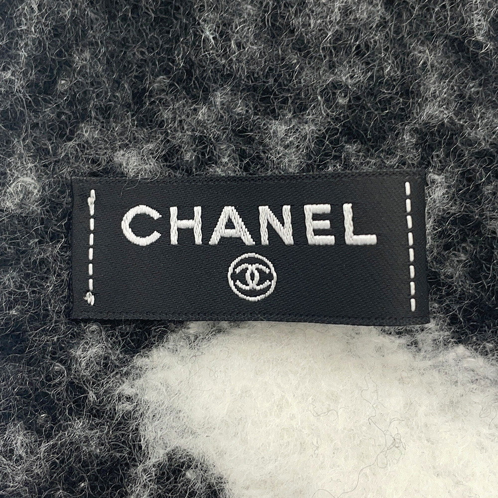 CHANEL Logo scarf White/BlackAAA478 Cashmere93% Silk7%
