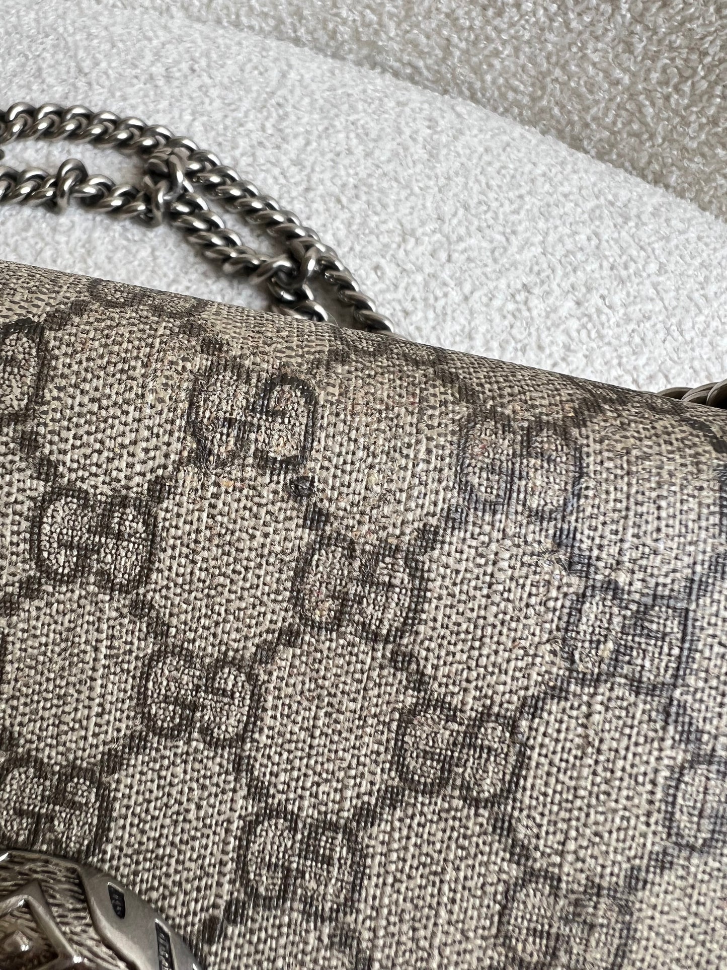 Gucci Dionysus GG Supreme Small Shoulder Bag (RRP £2,220)