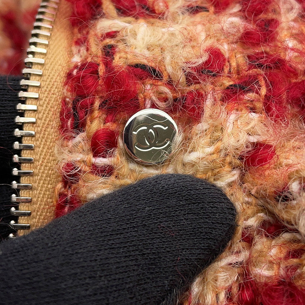 CHANEL Tweed CC Logo Down Vest Size 34 Red/BeigeP77367 Mohair 43% Wool 41% Polyester9% Nylon5% Linen2%
