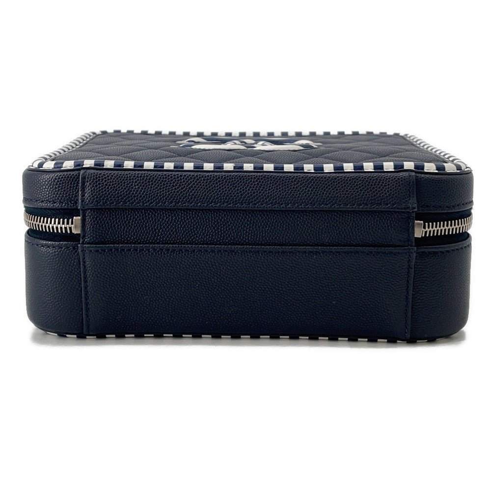 CHANEL CCFiligree ChainShoulder Bag Navy/WhiteA93343 Caviar Leather