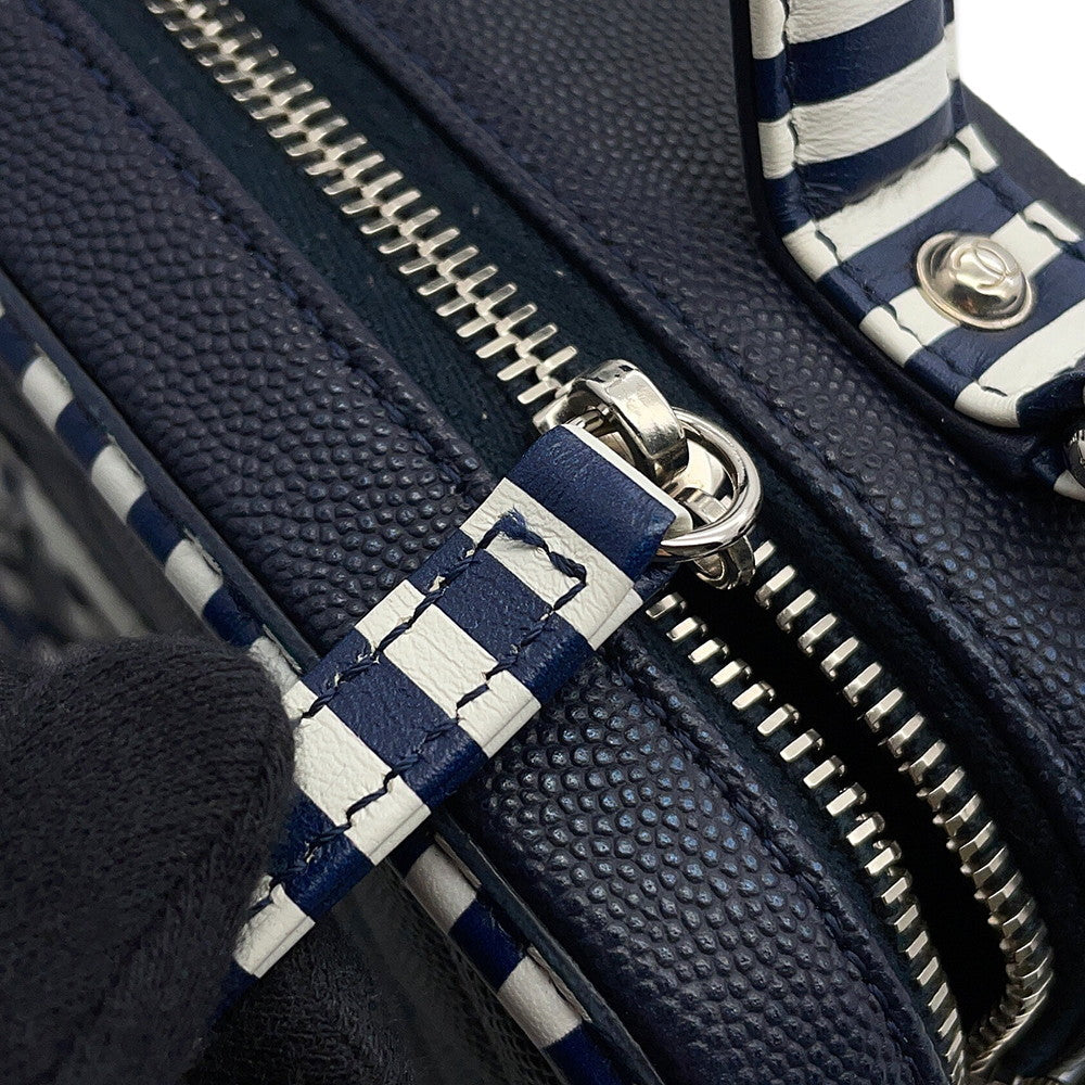 CHANEL CCFiligree ChainShoulder Bag Navy/WhiteA93343 Caviar Leather