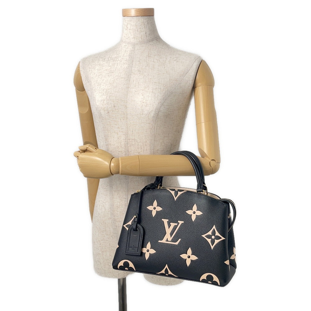LOUIS VUITTON Petit Palais Noir/BeigeM58913 Bicolor Monogram Empreinte Leather Size PM