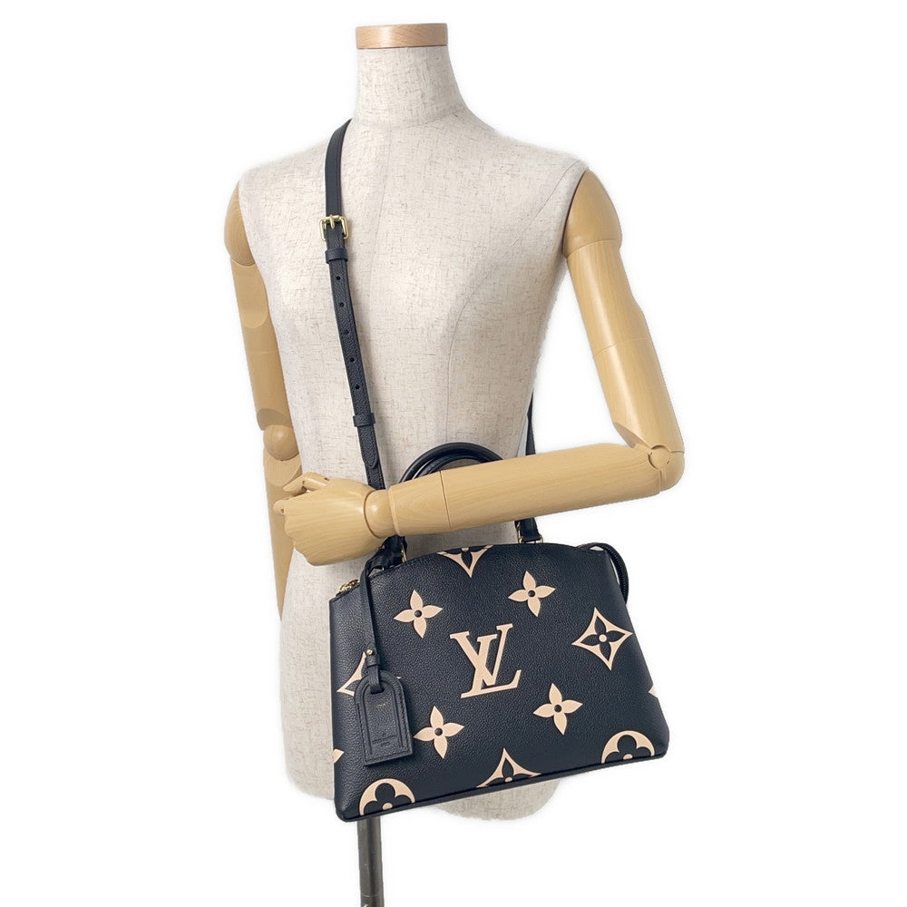 LOUIS VUITTON Petit Palais Noir/BeigeM58913 Bicolor Monogram Empreinte Leather Size PM