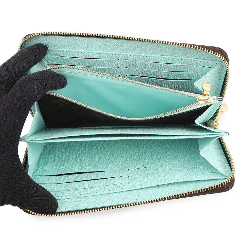 LOUIS VUITTON Zippy Wallet Azur FrostM12223 Monogram/Vivienne