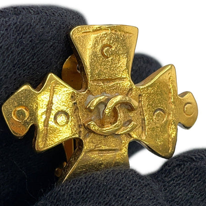 CHANEL CC Logo Cloth Earring Gold Metal