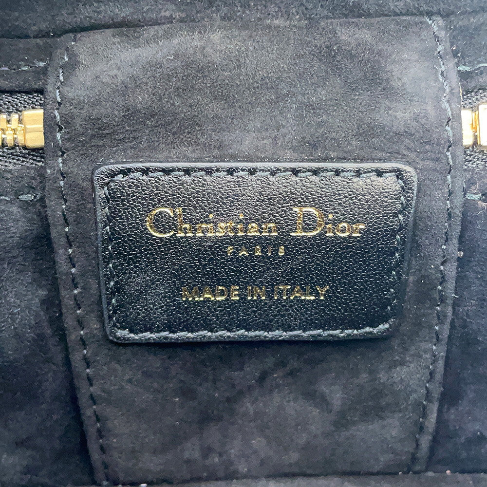 Dior Lady Dior Vanity BlackM0505OWEV Lambskin Size micro