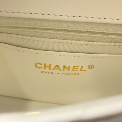 CHANEL Mini Matelasse Medal Chainshoulder Bag WhiteAS3738 Lambskin