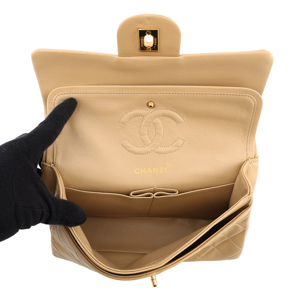 CHANEL Matelasse Chain Shoulder Bag BeigeA01113 Lambskin Size 23