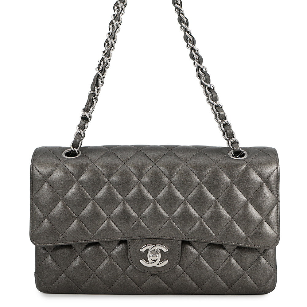 CHANEL Matelasse Chain Shoulder Bag MetalicSilverA01112 Lambskin Size 25