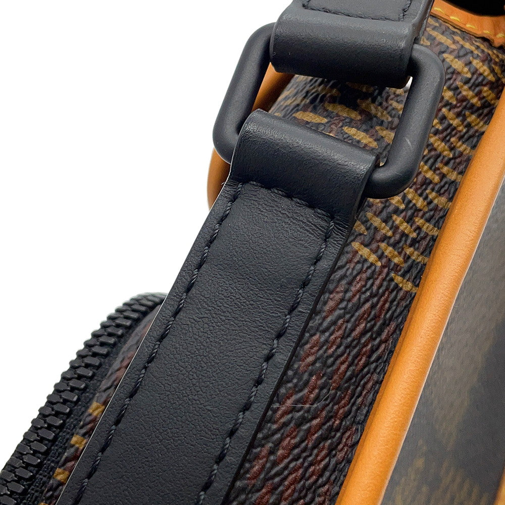 LOUIS VUITTON Amazon Messenger NoirN40357 Damier Ebene Canvas Giant Monogram