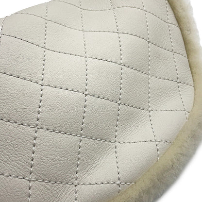 CHANEL Matelasse Crossbody Bag White/Ivory Leather Mouton