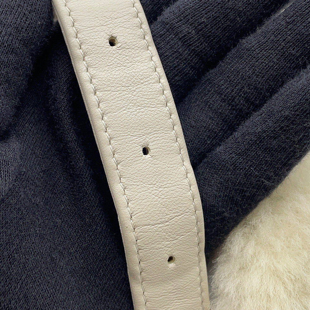 CHANEL Matelasse Crossbody Bag White/Ivory Leather Mouton