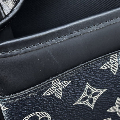 LOUIS VUITTON Messenger NavyM54248 Monogram・Savannah Chapman Brothers Size PM