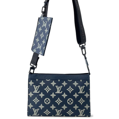 LOUIS VUITTON Gaston Wearable Wallet Navy/WhiteM83384 Monogram Shadow