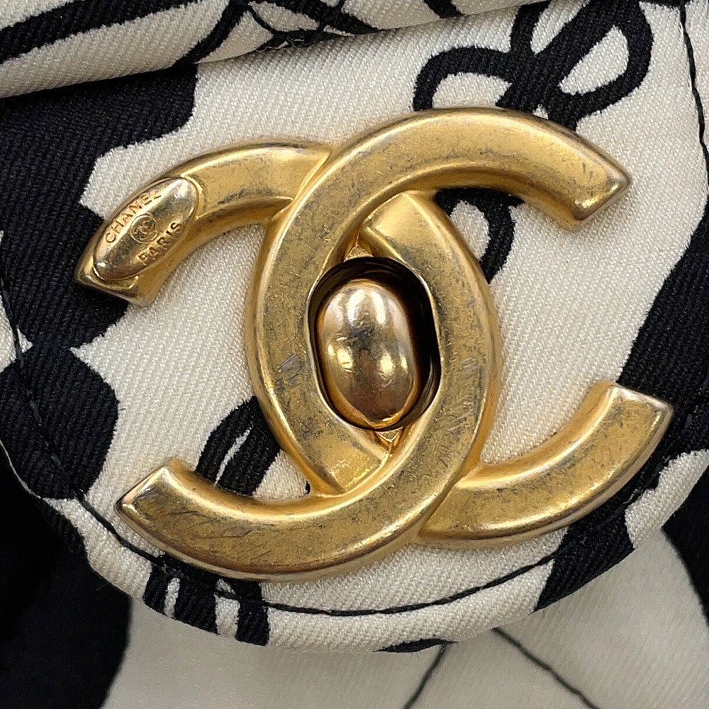 CHANEL Matelasse Diakoko 2-way Bag Black/WhiteAS3004 Canvas Size 20