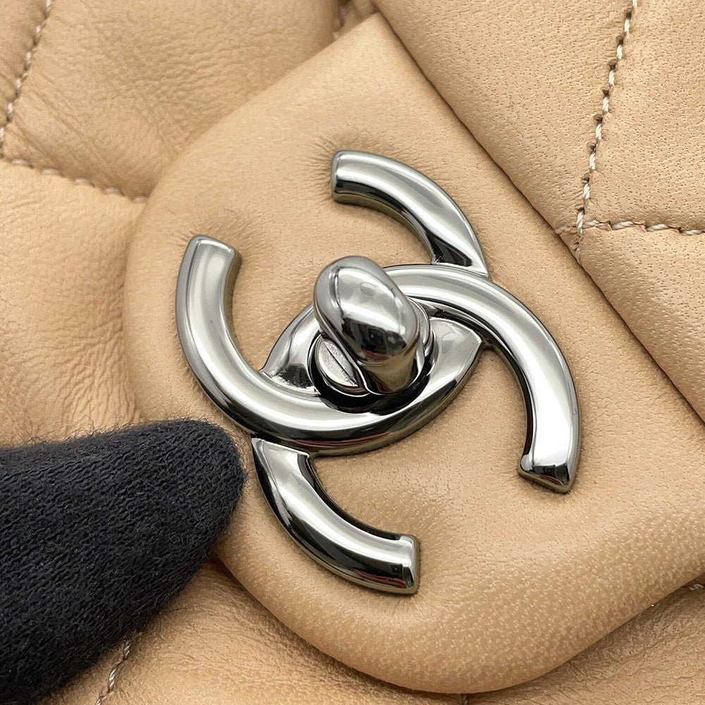 CHANEL Matelasse Hula Hoop Handbag Beige/BlackA66222 Lambskin