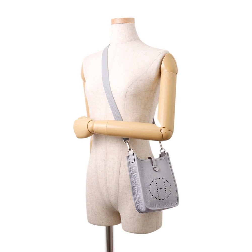 HERMES Evelyne Short Green Pantan Taurillon Clemence Size TPM