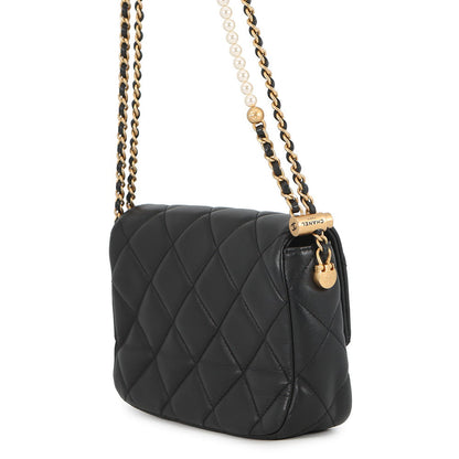 CHANEL Mini Matelasse Pearl Chainshoulder Bag BlackAS2855 Lambskin