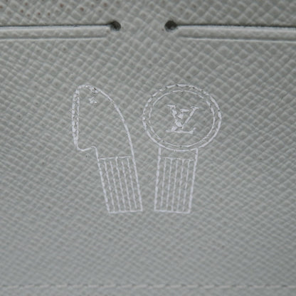 LOUIS VUITTON Zippy Wallet - Horizontal Gray/MulticolorM13908 Monogram Iridescent