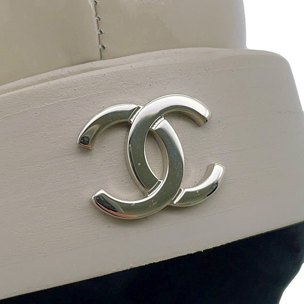 CHANEL Chain logo loafers Light GrayG37430 Patent Leather Size 37