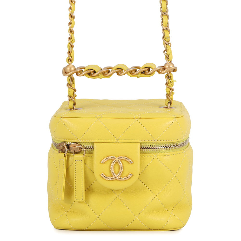 CHANEL Matelasse Vanity ChainShoulder Bag YellowAS3228 Lambskin