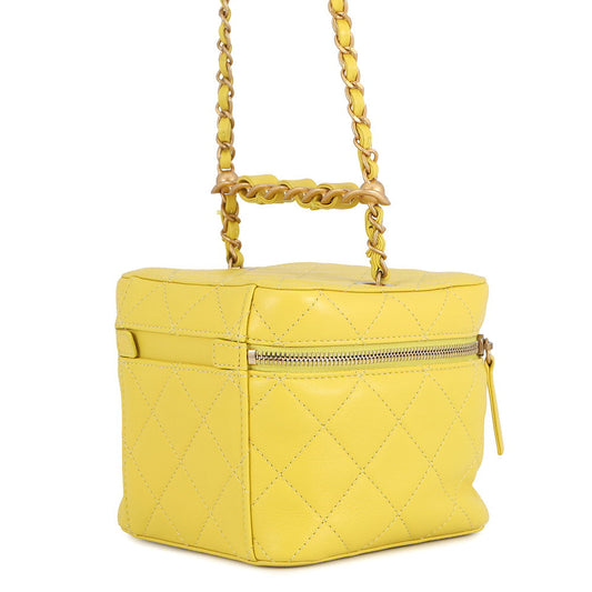 CHANEL Matelasse Vanity ChainShoulder Bag YellowAS3228 Lambskin